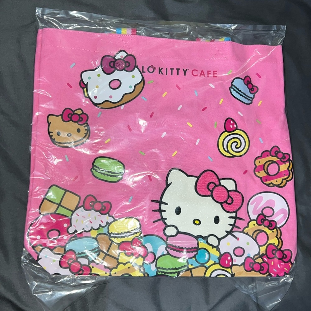 BNWT Hello Kitty Cafe Exclusive Tote bag